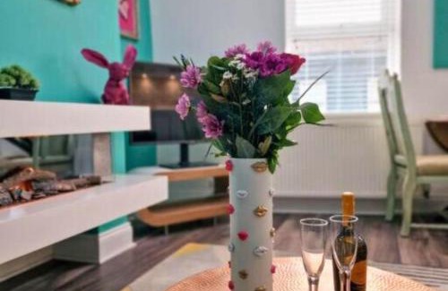 Montpellier Apartamento | Eclectic 1BD in the Heart of Cheltenham!