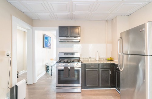 Meriden Apartamento | Eclectic newly renovated 2Br apartment
