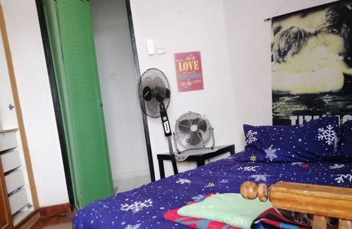 East Coast Condominio | Eclectic private condo w 2 bedrooms midway City n Airport next Sea/Beach