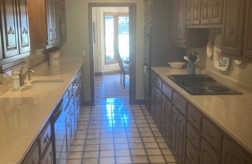 Heber Springs Casa | ECLIPSE WATCHING! Spacious 5-bedroom in beautiful Heber Springs