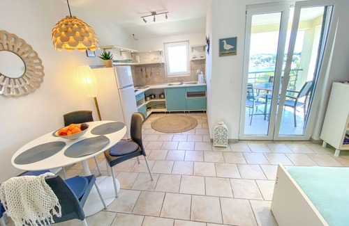 Lumbarda Apartamento | Eco Apartments Sunshine with heated pool