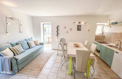 Lumbarda Apartamento | Eco Apartments Sunshine with heated pool