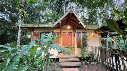 Morada da Praia Villa | Eco Bangalô com rio no quintal e praia na MORADA ALMA