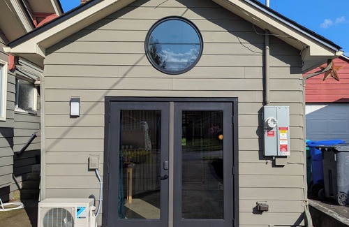Beaumont - Wilshire Apartamento | Eco-friendly Tiny Home in Alberta Arts District