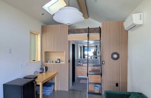 Beaumont - Wilshire Apartamento | Eco-friendly Tiny Home in Alberta Arts District