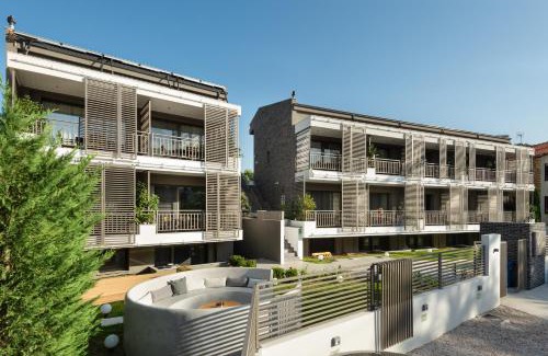 Toroni Hotel | Eco Green Residences & Suites