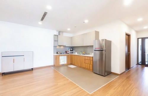 Tan Thuan Tay Condominio | Eco Green Saigon - Free Gym & Pool
