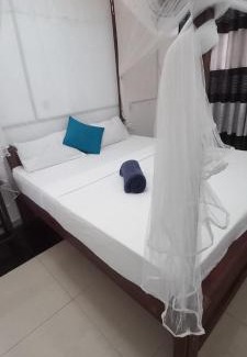 Udawalawa Casa | Eco home stay and safari
