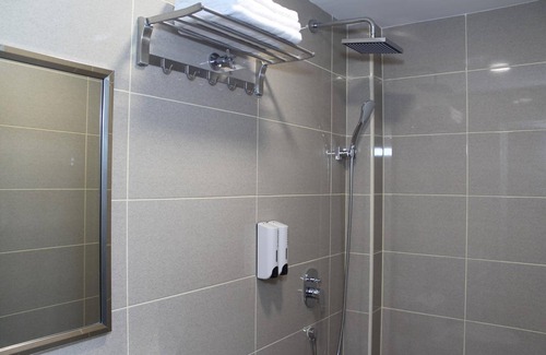 Pudu Hotel | ECO Hotel at Bukit Bintang