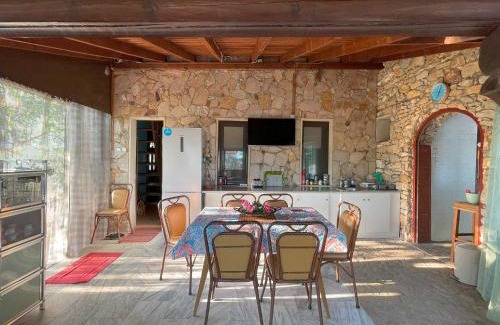 Avdira Casa | Eco House on the Prairie