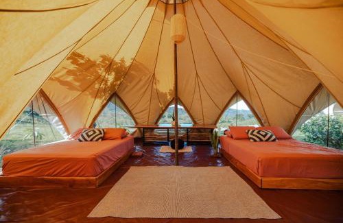 Dominical Otro | Eco Luxe Glamping Nest #5 - 2 Queen Beds at Holos