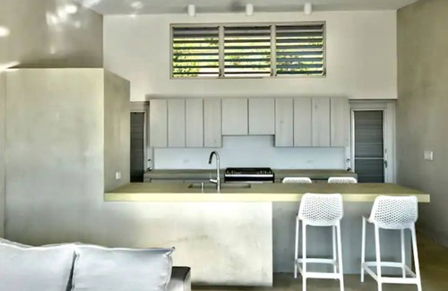 Culebra Pueblo Casa | Eco-Luxury Vacation House near Zoni Beach