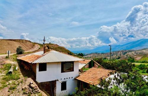 Villa de Leyva Apartamento | Eco parque Xie- Habitacion familiar con acceso a lago natural