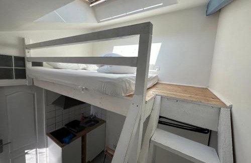Bois-Guillaume Casa | ECO STUDIOS mezzanine wifi piscine stationnement gratuit terrasse dans jardin