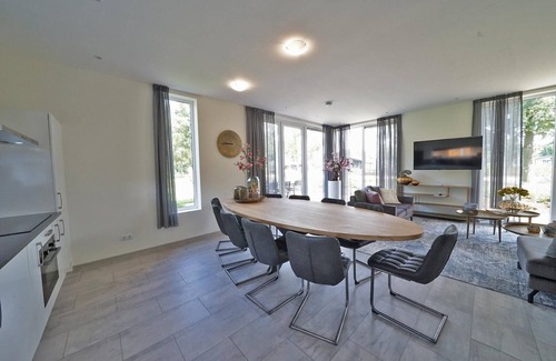Biddinghuizen Casa | Eco villa with 5 bedrooms, 2 bathrooms and a sauna