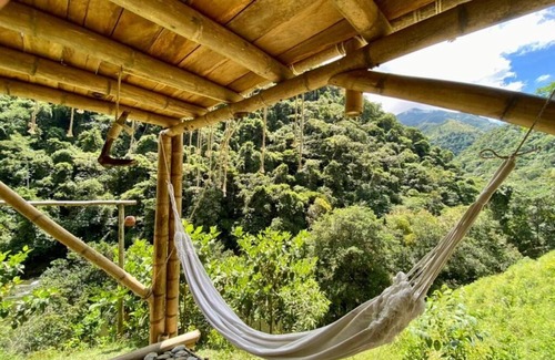 Cocorna Casa | EcoBungalow In The Santo Domingo River/Melcocho