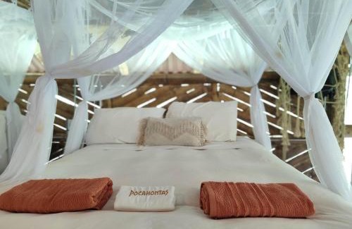 Cocorna Cama Y Desayuno | Ecocabaña Pocahontas en rio Santo Domingo, Melcocho