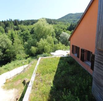 Moyenmoutier Casa | Ecogîte Saint-Prayel à Moyenmoutier, Gîte de groupe avec piscine, sauna, jeux