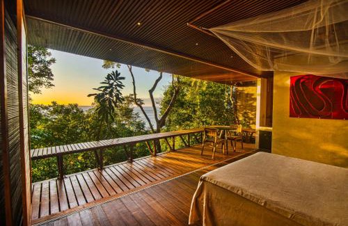 Gamboa Cabina | EcoLodge a casinha da floresta