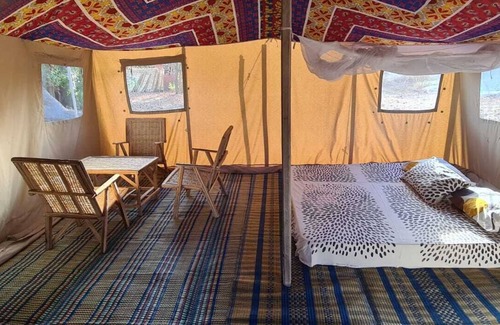 Mbodiene Otro | Ecolodge BAKSUNGAN