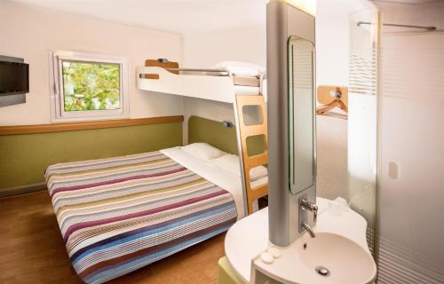 Greater Johannesburg Metropolitan Area Hotel | Ecomotel Grayston previously known as SUN1 Wynberg