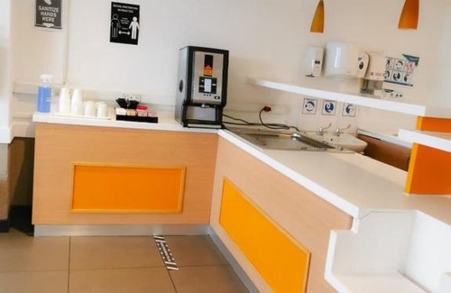 Greater Johannesburg Metropolitan Area Hotel | Ecomotel Grayston previously known as SUN1 Wynberg