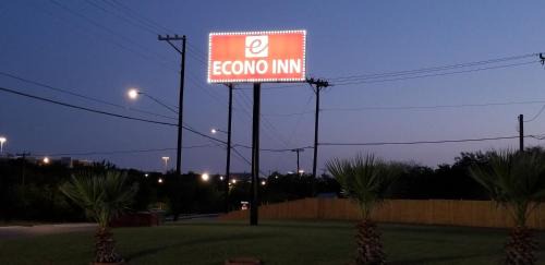 West San Antonio Hotel | Econo Inn Lackland AFB-Seaworld San Antonio