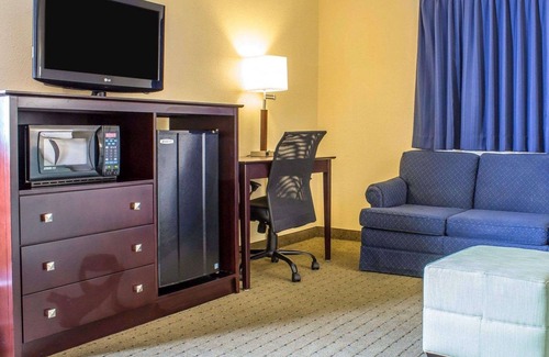 Ames Hotel | Econo Lodge Ames