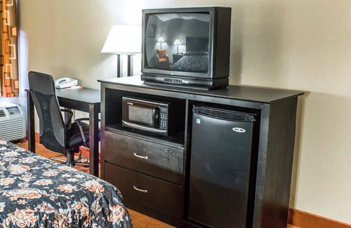 Burlington Hotel | Econo Lodge Burlington I-40