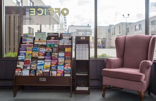 Niagara Falls Cabina | Econo Lodge By the Falls