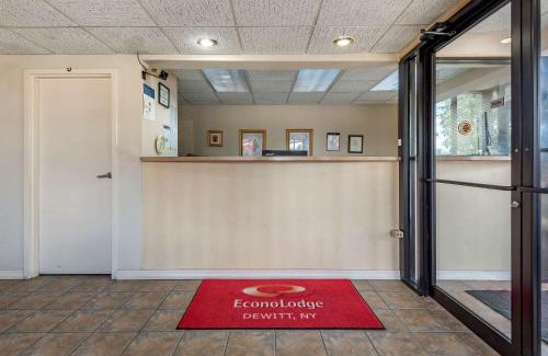 DeWitt Cabina | Econo Lodge Dewitt I-90