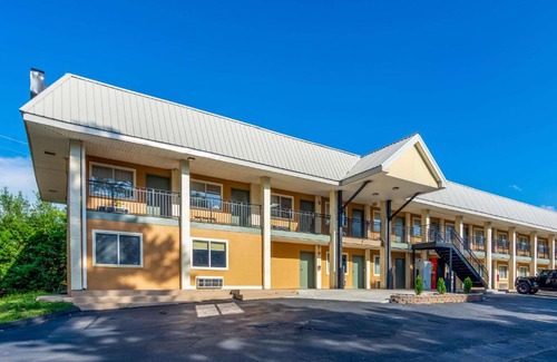 East Ridge Cabina | Econo Lodge East Ridge