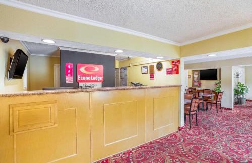 Huntington Cabina | Econo Lodge Huntington - Barboursville University Area