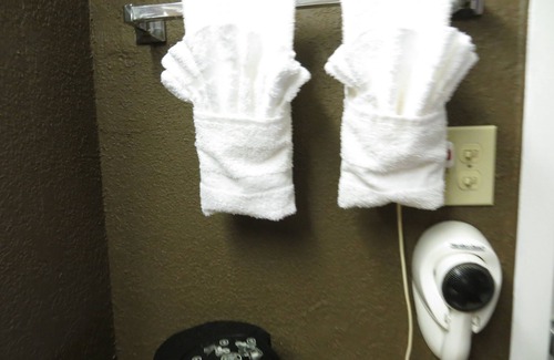 Hardeeville Hotel | Econo Lodge Inn & Suites Hardeeville I-95