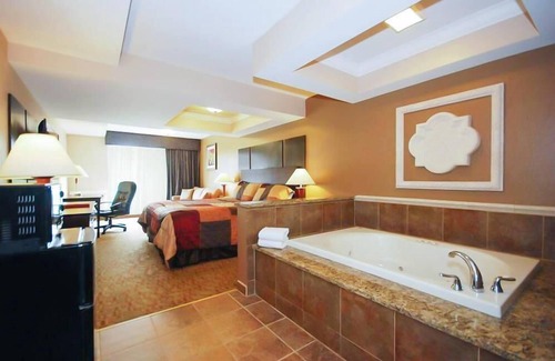 Westbrook Center Hotel | Econo Lodge Inn & Suites Old Saybrook Westbrook