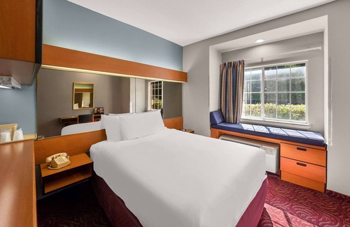 Mesquite Hotel | Econo Lodge Inn & Suites Mesquite - Dallas East