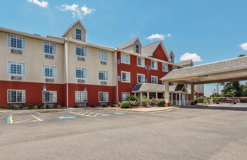 Marianna Hotel | Econo Lodge Inn & Suites