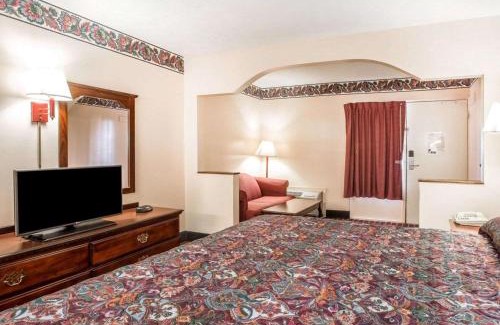 McDonough Cabina | Econo Lodge McDonough South