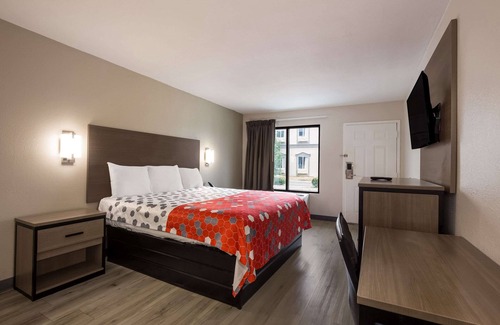 Mobile Hotel | Econo Lodge Mobile Airport Blvd.