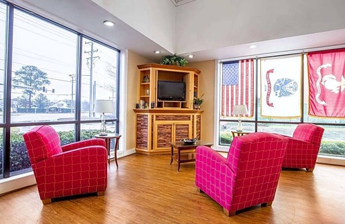 Fleet Hotel | Econo Lodge Naval Station Norfolk