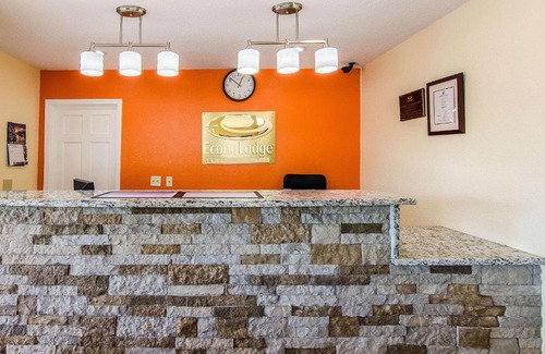 Bristol Cabina | Econo Lodge Near Motor Speedway