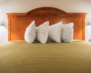 Bay VIew Addition Cabina | Econo Lodge Panama City St Andrews