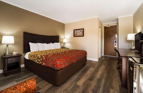 Perry Cabina | Econo Lodge - Perry National Fair Ground Area