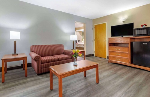 Southern Pines Hotel | Econo Lodge Southern Pines