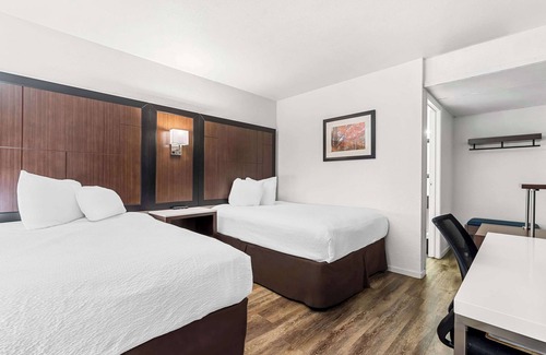 Stockton Hotel | Econo Lodge Stockton near I-5 Fairgrounds