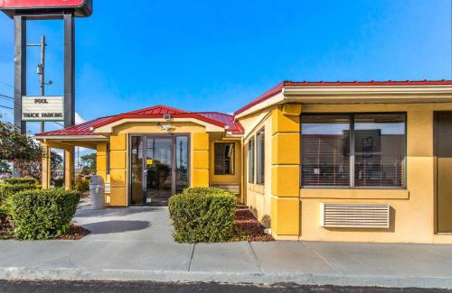 Norwalk Cabina | Econo Lodge