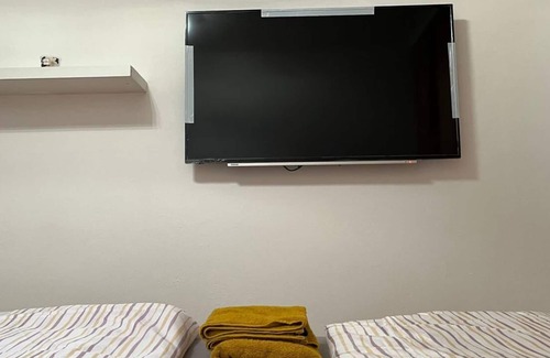 Floridsdorf Apartamento | Cuádruple-Queen-Baño compartido
