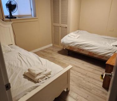 Burnaby Casa | Economical Homestay