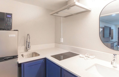 Tulsa Hotel | Economy Suites Extended Stay Tulsa