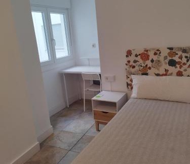 El Ensanche Zona Nuova Casa | Ecorooms SCQ estación